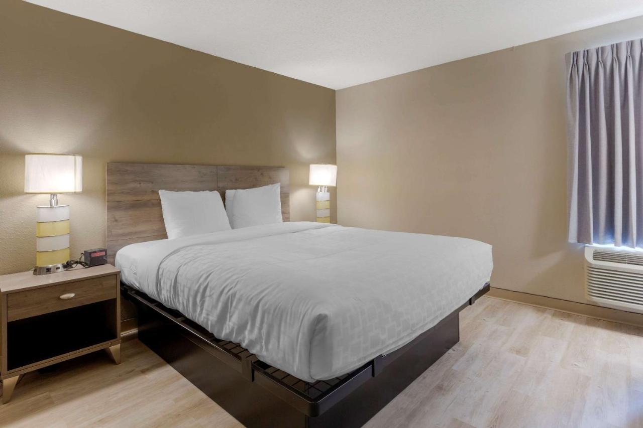 Suburban Extended Stay Hotel Raleigh Esterno foto